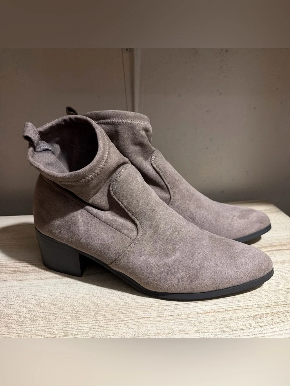 Women's 🔥 Taupe Suede Ankle Boots